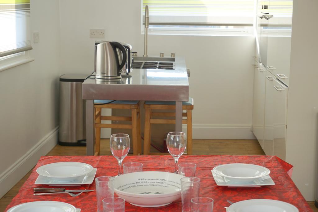 Landor Road London Apartment Room photo